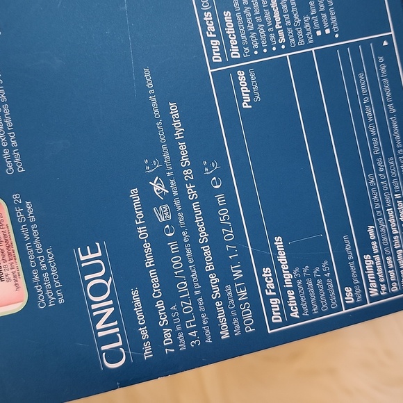 BNEW CLINIQUE SUNNY DAY STAPLES POUCH SET - Picture 3 of 12